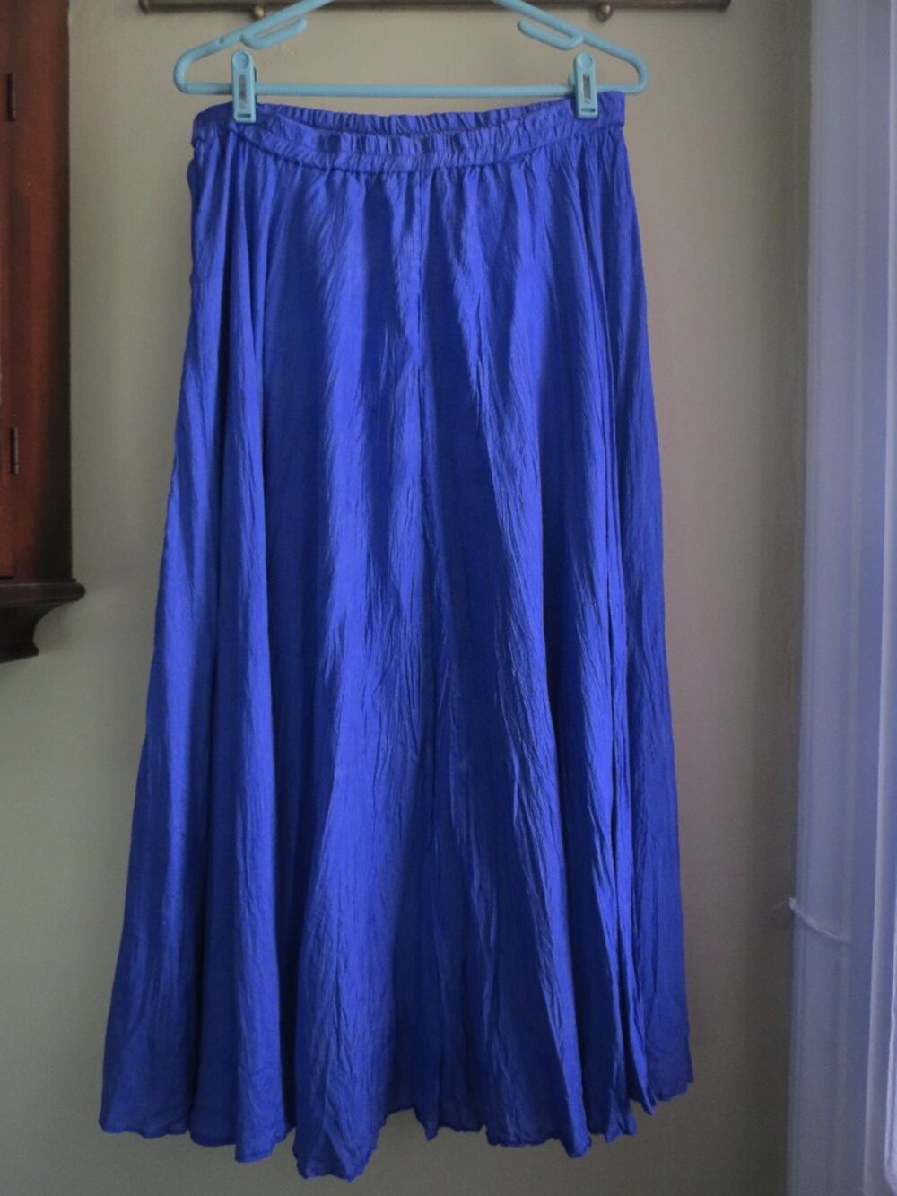 Savanna 100% Silk Maxi Skirt 1990s Size Small Elastic Waist Summer Flowy
